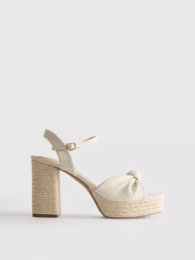Plateausandalen met geknoopte details