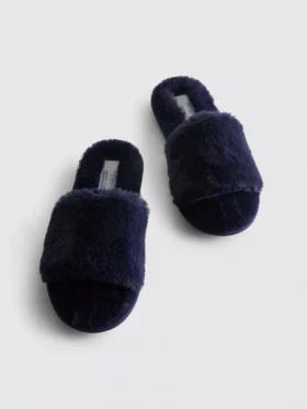 Pluizige pantoffels met gekruiste bandjes