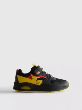 Pokémon-sneakers met licht