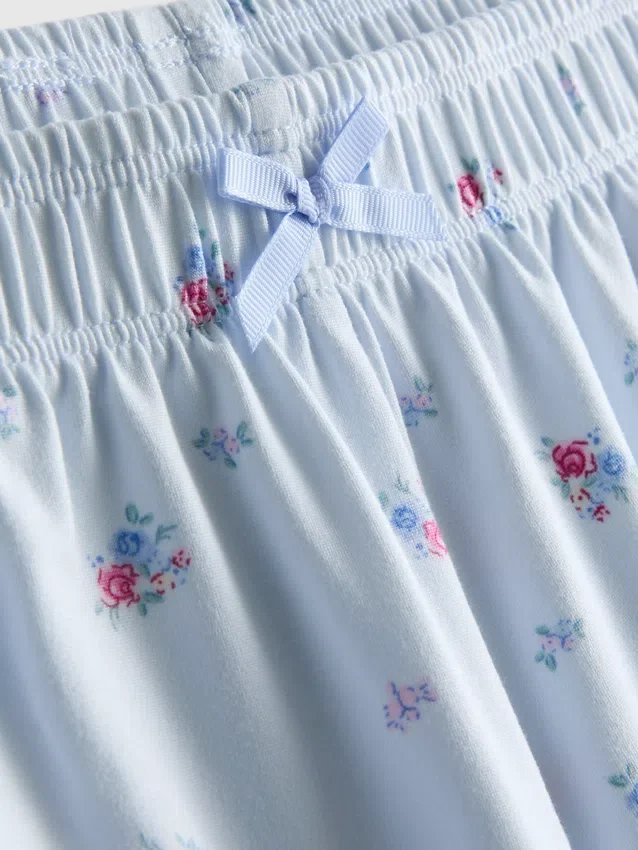 Pyjama's met bedrukt hemdje en Shorts