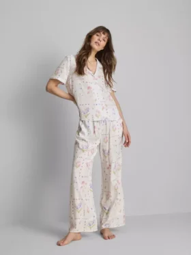 Pyjama's met korte mouwen en bloemenprint