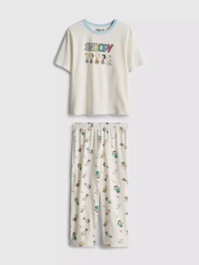 Pyjama's met Snoopy-afbeelding uit Peanuts