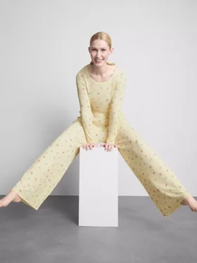 Pyjamabroek met bloemenprint en geribde boorden