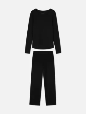Pyjamaset met shirt met lange mouwen en joggingbroek