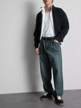 Relaxte jeans met middelhoge taille en rechte pijpen