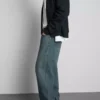 Relaxte jeans met middelhoge taille en rechte pijpen