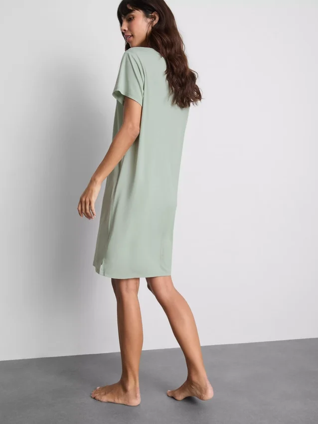 Relaxte slaap-T-shirt met veel modal