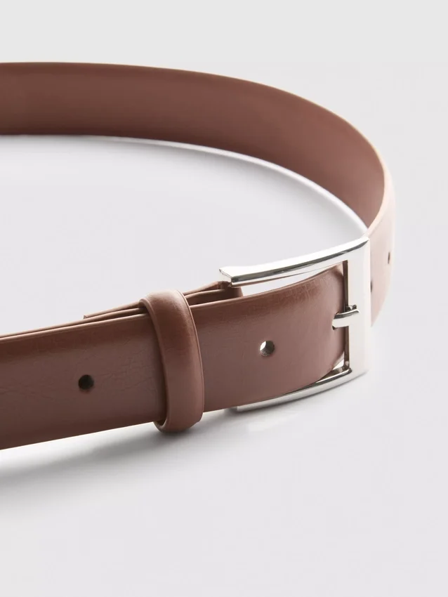 Riem in klassieke stijl van kunstleer