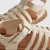 Sandalen met bandjes