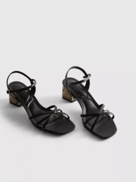 Sandalen met bandjes en geweven blokhak