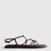 Sandalen met bandjes en kralen