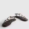 Sandalen met bandjes en kralen
