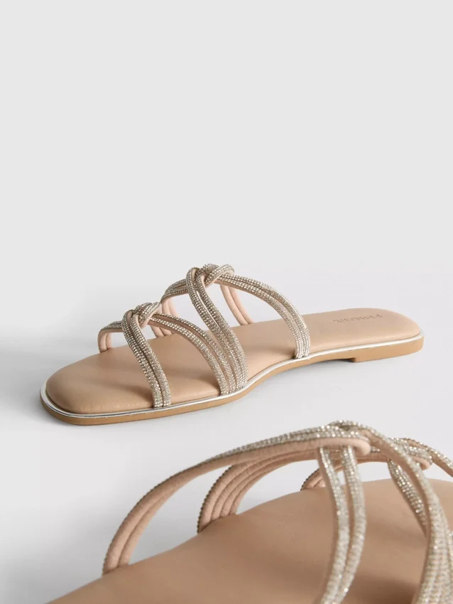 Sandalen met bandjes en strass-steentjes
