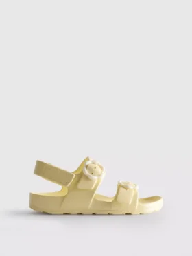 Sandalen met bloemenbandjes