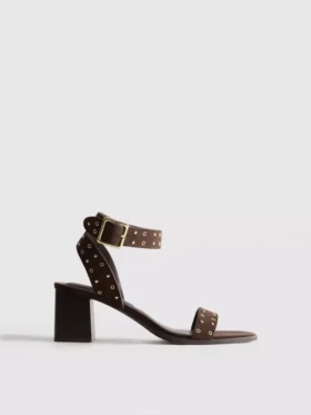 Sandalen met blokhak en studs