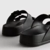 Sandalen met dikke banden en dubbele gesp