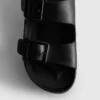 Sandalen met dikke banden en dubbele gesp