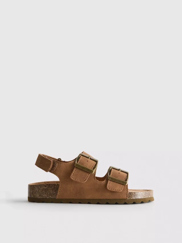 Sandalen met dubbele gespbandjes