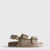Sandalen met dubbele gespbandjes