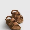 Sandalen met dubbele gespbandjes