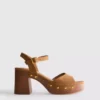 Sandalen met hakken en studs van imitatiesuède