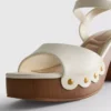 Sandalen met hakken en studs van imitatiesuède