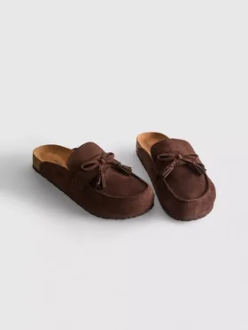 Sandalen met kwastjes van imitatiesuède