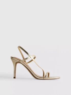 Sandalen met nauwelijks zichtbare hakken