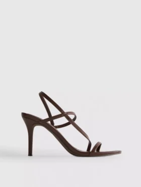 Sandalen met nauwelijks zichtbare hakken