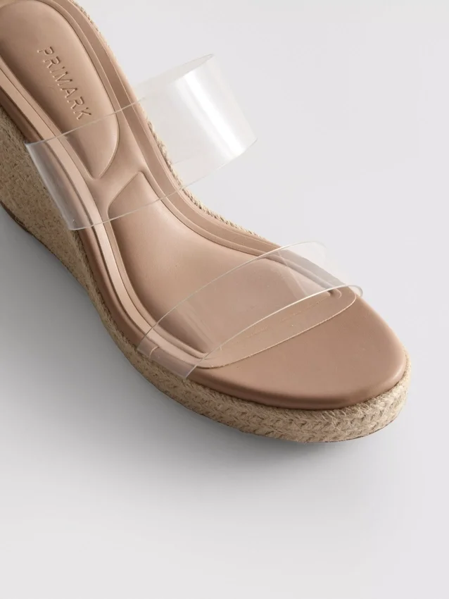 Sandalen met plexiglas sleehak