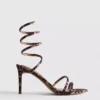 Sandalen met spiraalvormige hakken en luipaardprint