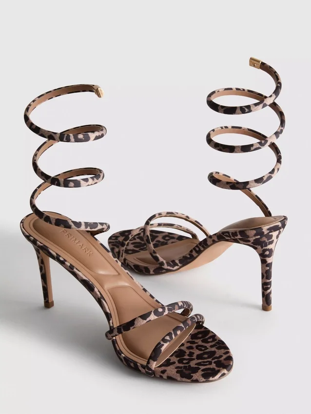 Sandalen met spiraalvormige hakken en luipaardprint
