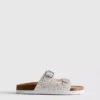 Sandalen met versierd voetbed en dubbele gesp