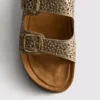 Sandalen met versierd voetbed en dubbele gesp