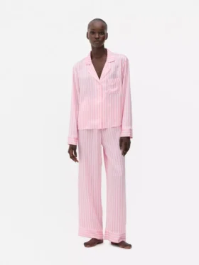 Satijnen gestreepte pyjama's