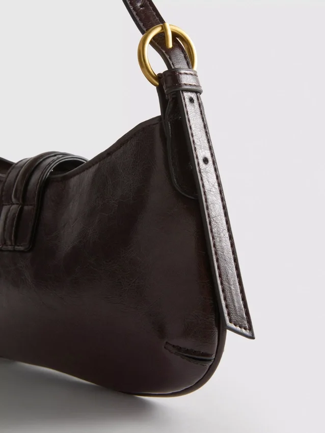 Schoudertas met metalen details