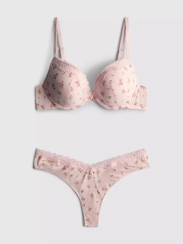 Set met bedrukte push-up-bh en string