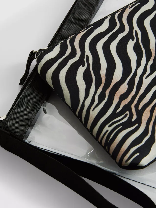 Set met bikinitas en etui