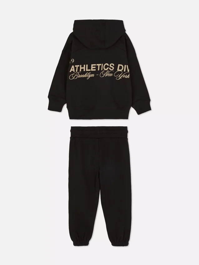 Set met hoodie en joggingbroeken van de atletiekafdeling