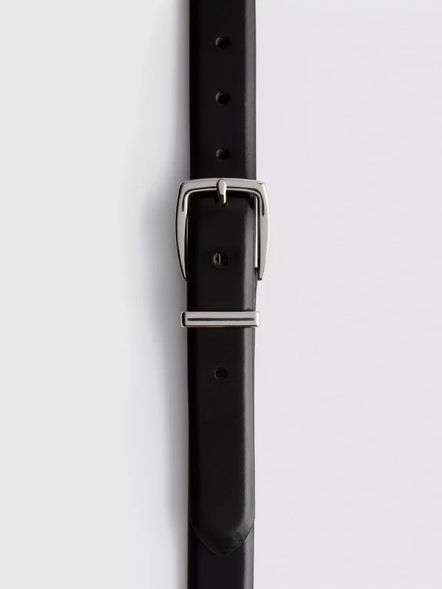 Slanke riem met klassieke gesp
