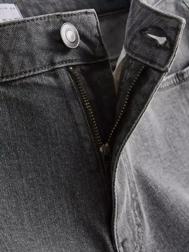 Slim-fit denimshort met middelhoge taille