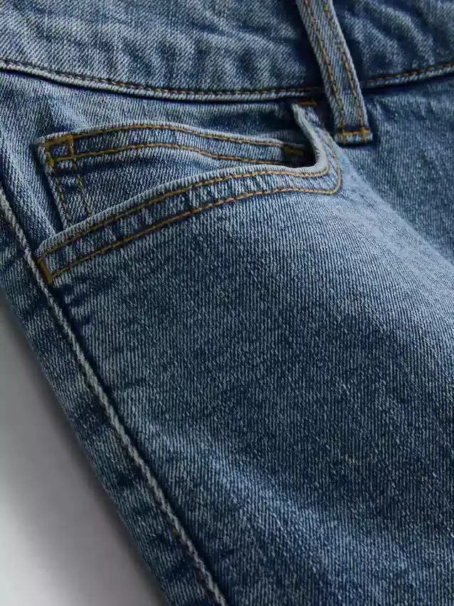 Slim-fit denimshort met middelhoge taille