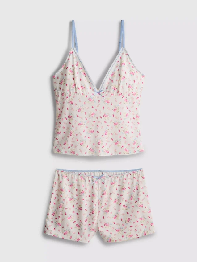 Slinky cami in korte pyjamaset