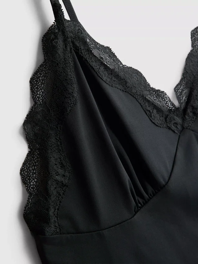Slinky cami in korte pyjamaset