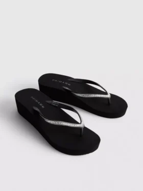 Slippers met strass op sleehak