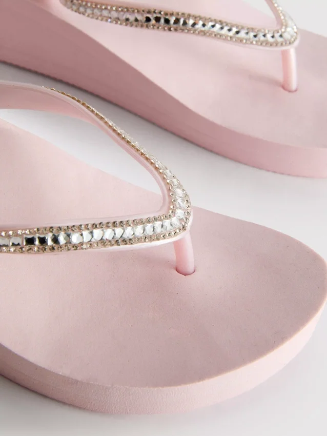 Slippers met strass op sleehak