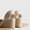 Sluitschoenen met sleehak en veters