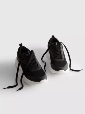Sportieve sneakers van mesh