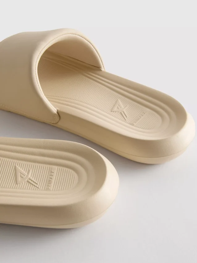 Sportieve vrijetijds-slippers