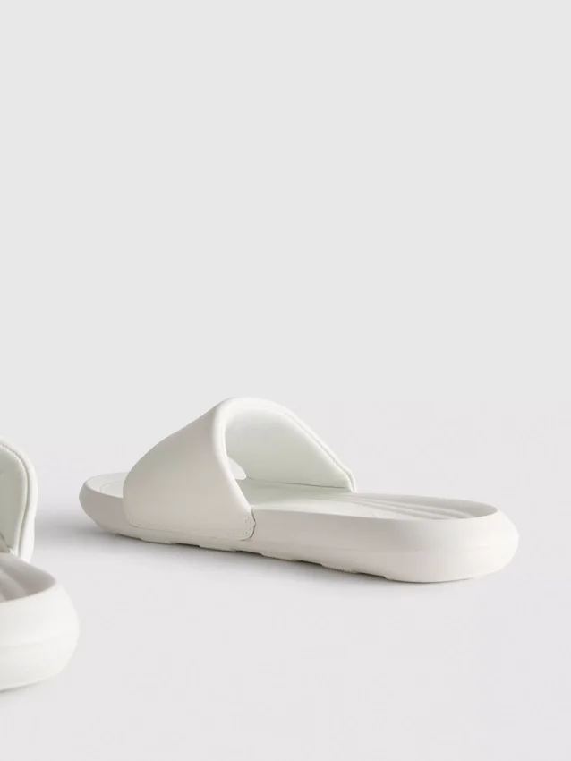 Sportieve vrijetijds-slippers